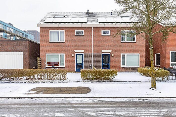 7-kamerhuis te koop in Vinkhuizen-Noord, Groningen