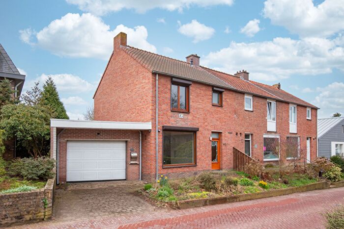 5-kamerhuis te koop in Sweikhuizen, Sweikhuizen