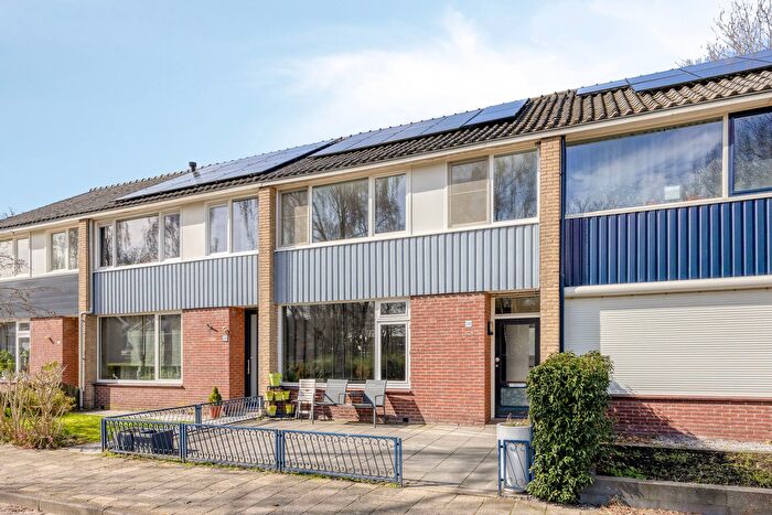 6-kamerhuis te koop in Componistenbuurt, Oosterhout (NB)