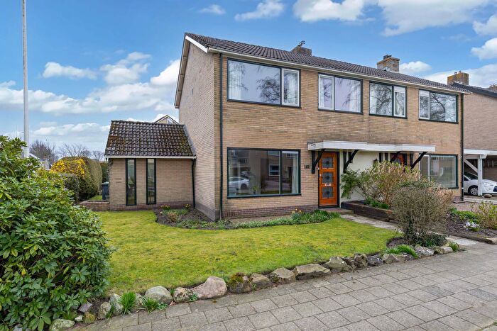 7-kamerhuis te koop in De Venen zuid, Drachten