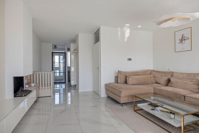 4-kamerappartement te koop in Vlaardingen – Utrechtlaan, Hoevenbuurt