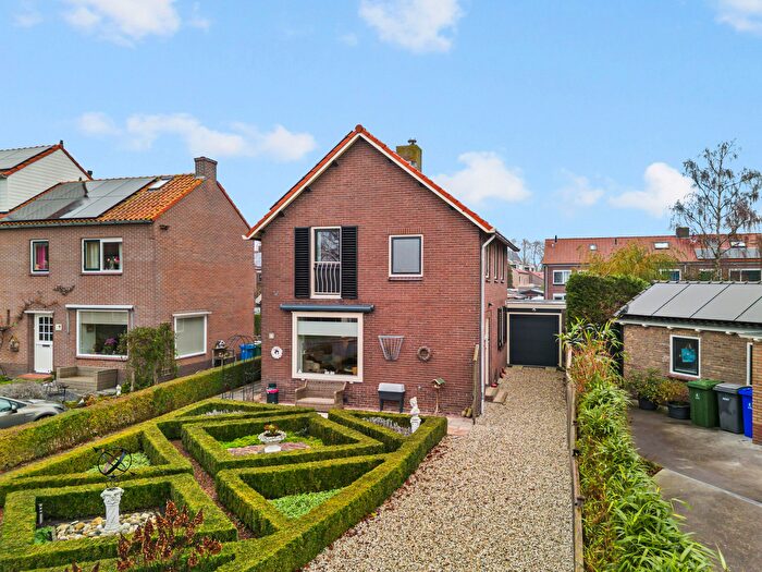 5-kamerhuis te koop in Kamerik – Burg. de Kockstraat, Kamerik (dorp)