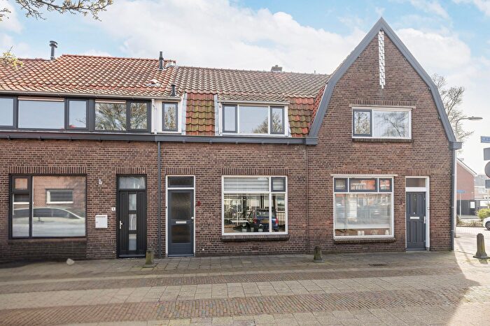 5-kamerhuis te koop in V/d kasteelewijk, 's-Gravenzande