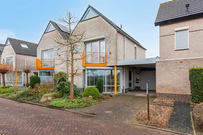 6-kamerhuis te koop in Methen, Zevenaar