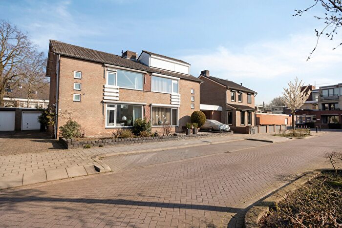 5-kamerhuis te koop in Oss – Hertogin Hermingardisstraat, Hertogenbuurt