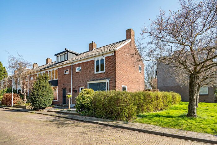 4-kamerhuis te koop in Leidschendam – Julius Röntgenlaan, Raadhuiskwartier