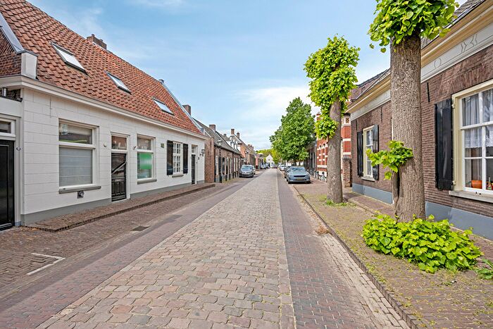 5-kamerhuis te koop in Oirschot-Centrum, Oirschot