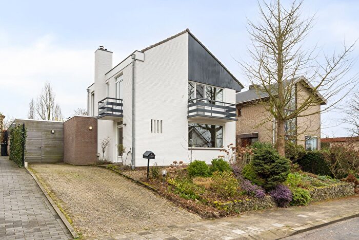 7-kamerhuis te koop in Sweikhuizen, Sweikhuizen