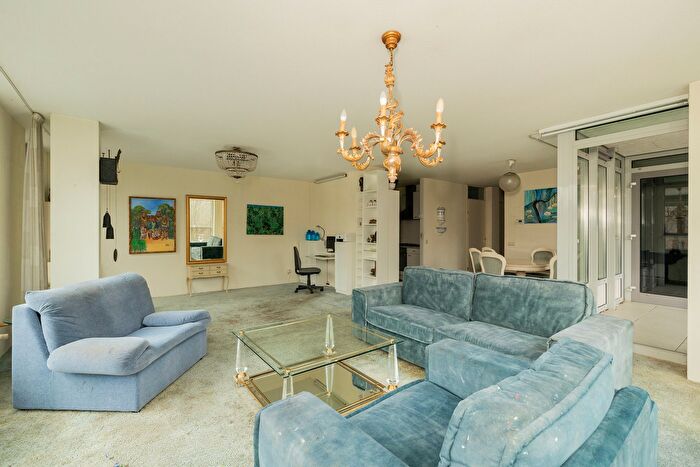 2-kamerappartement te koop in Den Haag – Groot Hertoginnelaan, Sweelinckplein e.o.