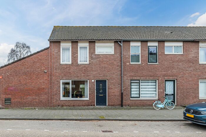 5-kamerhuis te koop in Tilburg – Buurmalsenlaan, Gesworen Hoek Zuid