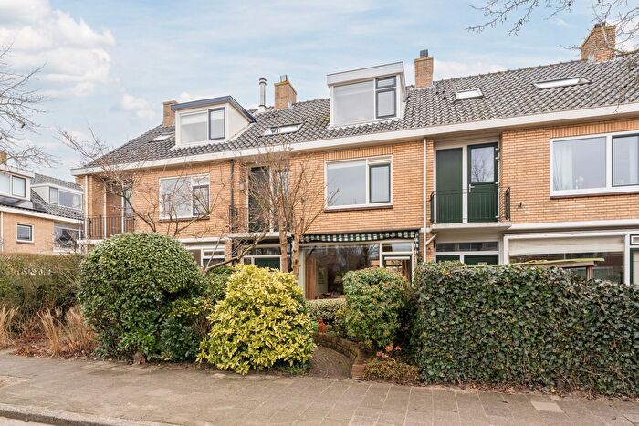 7-kamerhuis te koop in Oegstgeest – Jan Steenlaan, Schildersbuurt