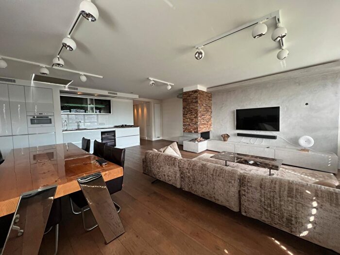 4-kamerappartement te huur in Buitenveldert-Zuidoost, Amsterdam