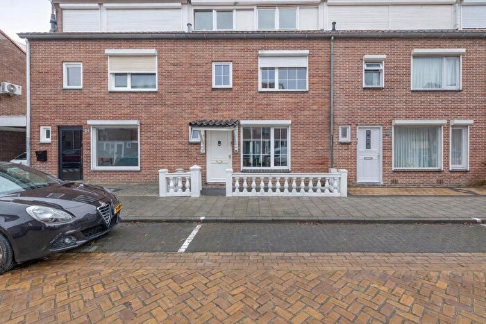 5-kamerhuis te koop in Braakhuizen-Zuid, Geldrop