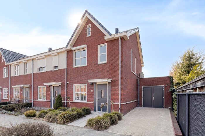 6-kamerhuis te koop in Oud-Dommelen & Lage Heide, Valkenswaard