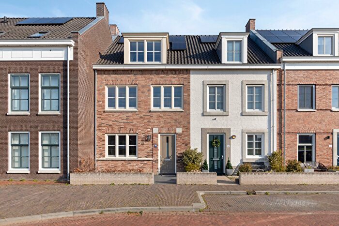 6-kamerhuis te koop in Helmond – Neerwal, De Veste