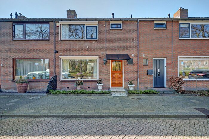 4-kamerhuis te koop in Nieuwe Vaart, 's-Gravenzande