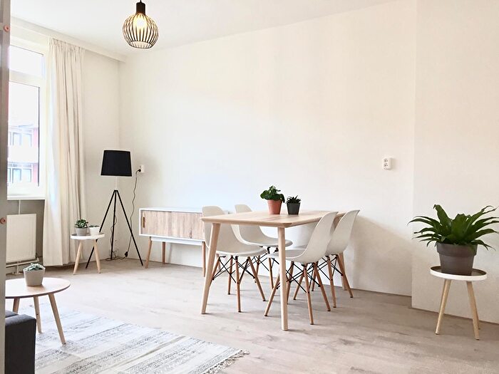 4-kamerappartement te huur in Overtoomse Veld-Noord, Amsterdam