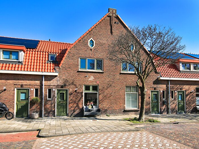 5-kamerhuis te koop in Haarlem – Emostraat, Kruistochtbuurt