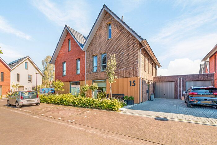 Huis te koop in Hengelo (OV) – Reginastraat, Nijverheid