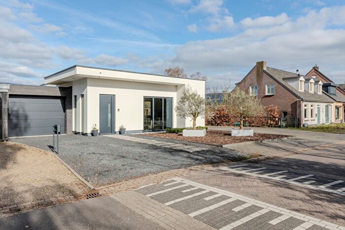 4-kamerhuis te koop in Budel-Schoot, Budel-Schoot