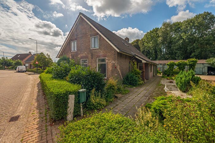 6-kamerhuis te koop in Waspik boven, Waspik