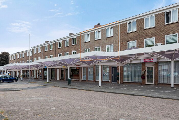 6-kamerappartement te koop in Braken-West, Drunen