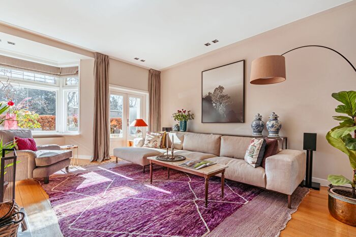 10-kamerhuis te koop in Amsterdam – Diepenbrockstraat, Diepenbrockbuurt