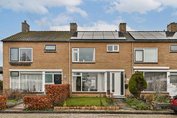 5-kamerhuis te koop in Dordrecht – Acaciastraat, Dubbeldam-Zuid
