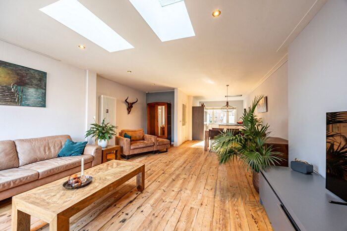 8-kamerhuis te koop in Oude Dorp, Indische buurt en omgeving, Heemstede
