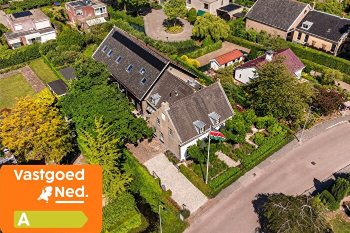 11-kamerhuis te koop in Dorp, Hendrik-Ido-Ambacht