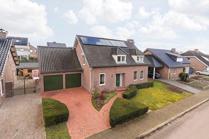9-kamerhuis te koop in Elsloo, Elsloo (LI)