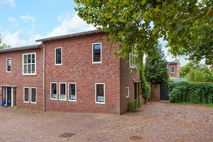 4-kamerhuis te koop in St. Janskerkstraat e.o., Arnhem