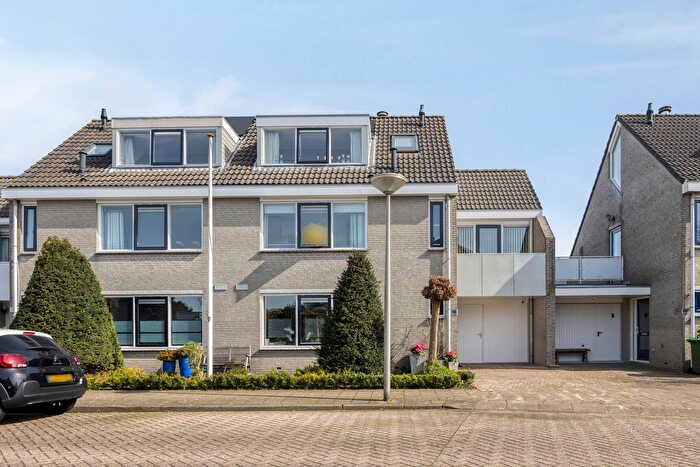 6-kamerhuis te koop in Koudekerk aan den Rijn-Zuid, Koudekerk aan den Rijn