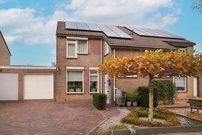 6-kamerhuis te koop in Kerkdriel, Kerkdriel