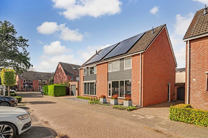 5-kamerhuis te koop in Bladel Centrum, Bladel