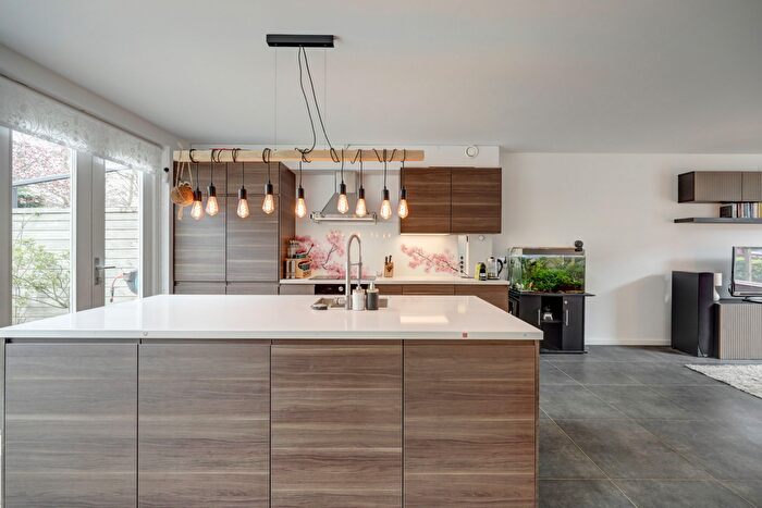 6-kamerhuis te koop in Lindengouw, Muidergouw en Peppengouw, Almere