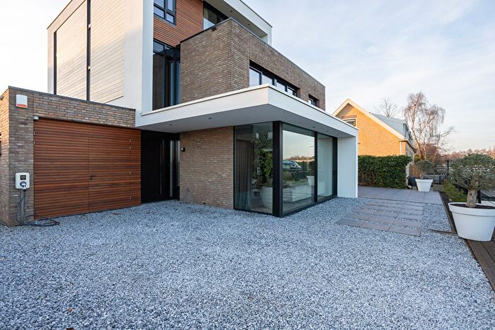 Koop en Huur Huizen - 3