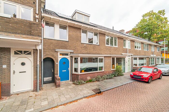 7-kamerhuis te koop in Oud Hoograven-Zuid, Utrecht