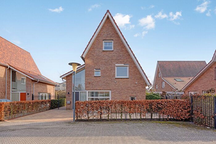 5-kamerhuis te koop in Zuid-Hollandbuurt-Noordwest, Zoetermeer