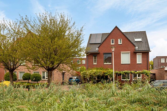 4-kamerhuis te koop in Berkel en Rodenrijs – Louis Paul Boonstraat, Gouden Uilbuurt
