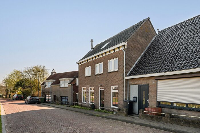 7-kamerhuis te koop in Oud-Vossemeer, Oud-Vossemeer