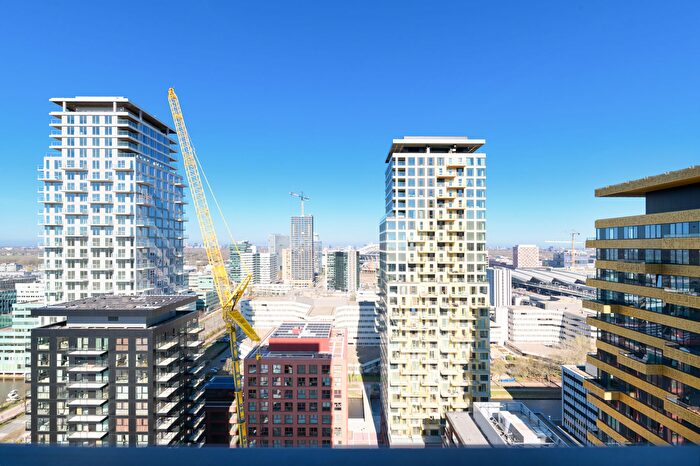 3-kamerappartement te koop in Amsterdam – Hogehilweg B105, Amstel III deel A/B-Noord