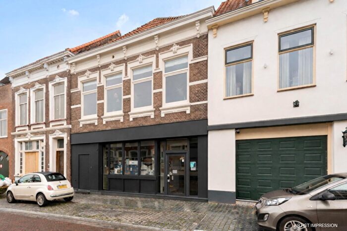 8-kamerhuis te koop in Centrum, Bergen op Zoom