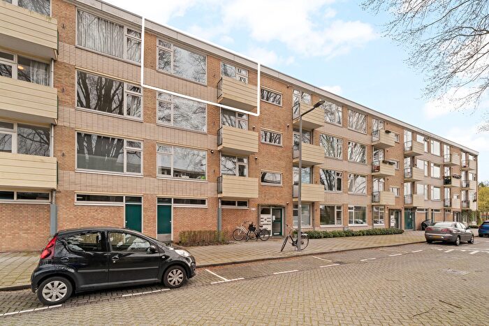 3-kamerappartement te koop in Rotterdam – Jacob van Akenstraat, Het Lage Land