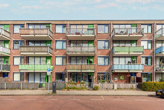 3-kamerappartement te koop in Amsterdam – Catharina Boudewijnshof, Lodewijk van Deysselbuurt