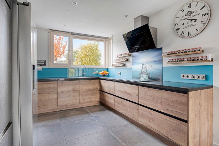 Koop en Huur Huizen - 3