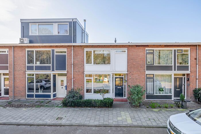 3-kamerhuis te koop in Brielle – Lumeyweg, Noord Meeuwenoord