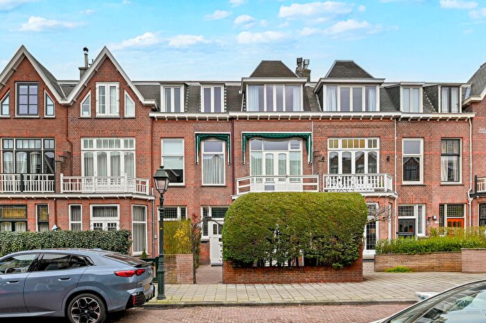 9-kamerhuis te koop in Den Haag – Bentinckstraat, Statenkwartier