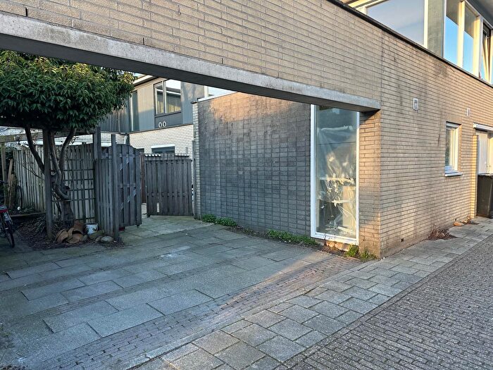 4-kamerhuis te huur in Amsterdam – L.J.M. Beelstraat, De Eendracht