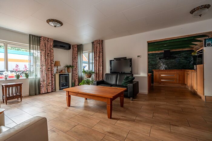 Koop en Huur Huizen - 2